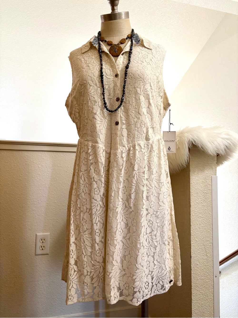 NWT L Volcom Cream Lace Skater Midi Dress with Button Front